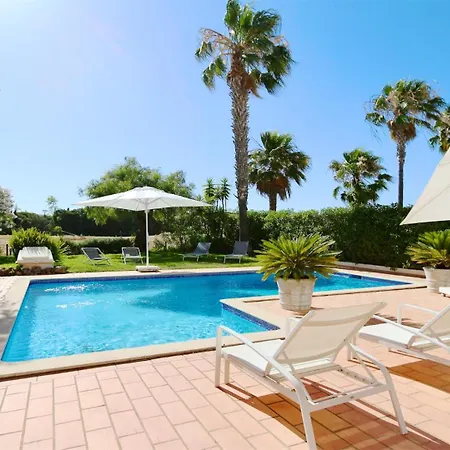 Modern 3 Bedroom With Private Pool & Roof Terrace - Vilamoura *