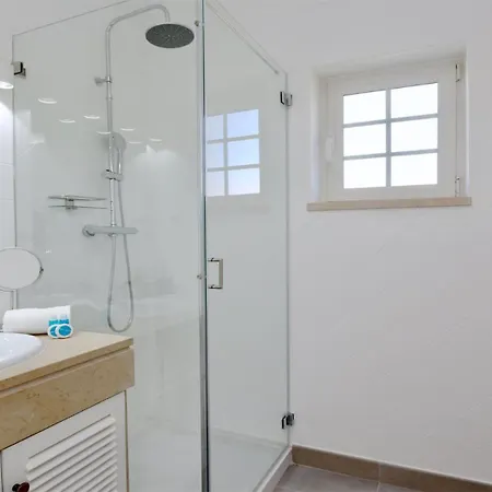 Villa Modern 3 Bedroom With Private Pool & Roof Terrace - Vilamoura